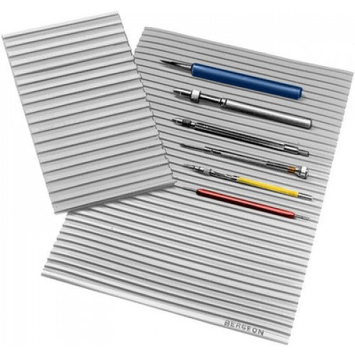 Bergeon Ridged Bench Mat, Gray, 100 x 150, 5965-D